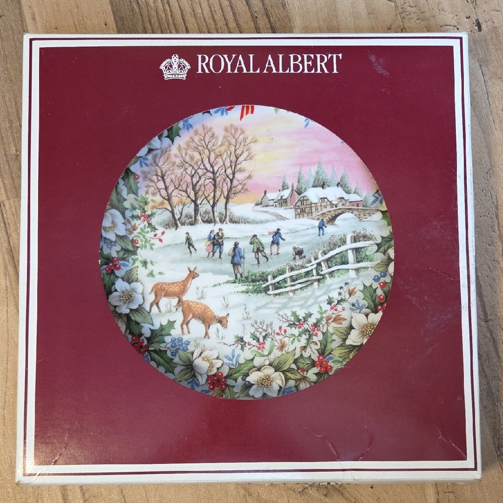 1995 Royal Albert Bone China Decorative Plate "The Skating Pond"